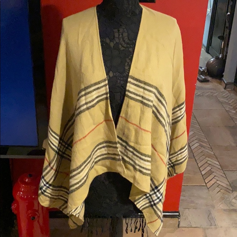 Winter Cape - image 2